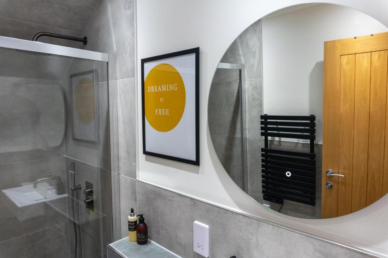 Combie Lane Apartment Оубън Екстериор снимка